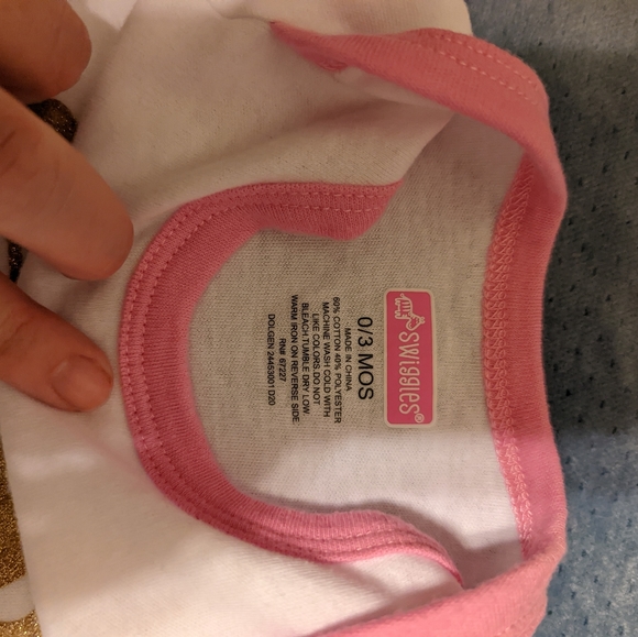 The Princess has arrived onesie - Picture 2 of 2